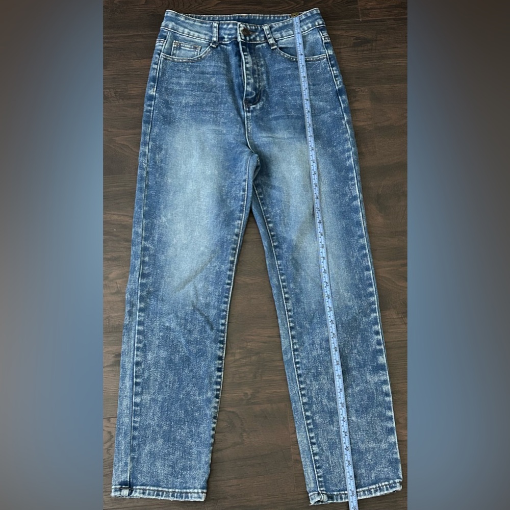 Medium Wash High Waist Straight Leg Jeans Size 26 - Picture 4 of 10